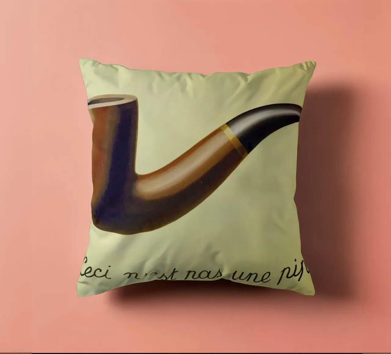Ceci n'est pas une pipe) di René Magritte cuscino da Chérie Prints