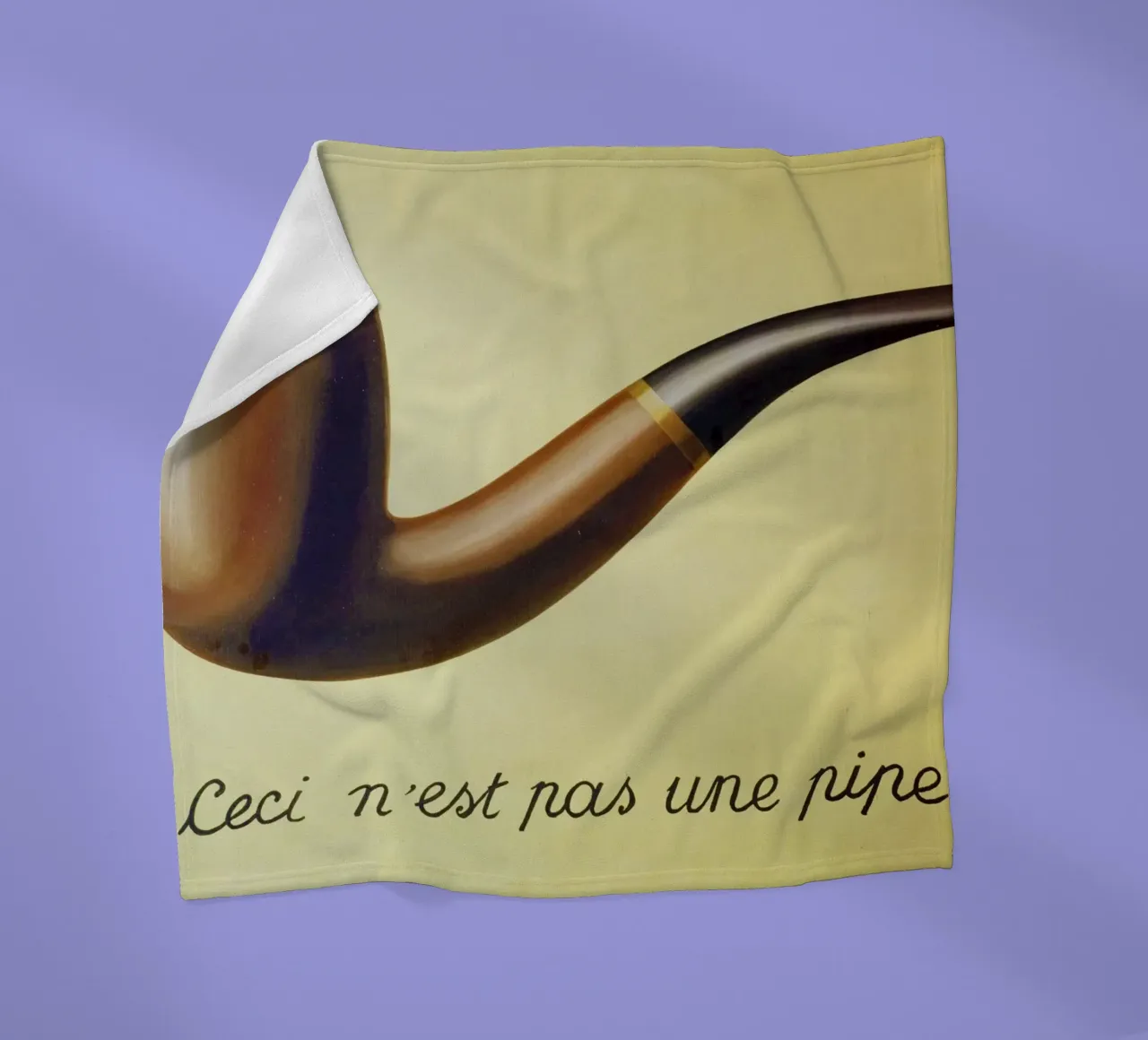 Ceci n'est pas une pipe) di René Magritte coperta in pile da Chérie Prints