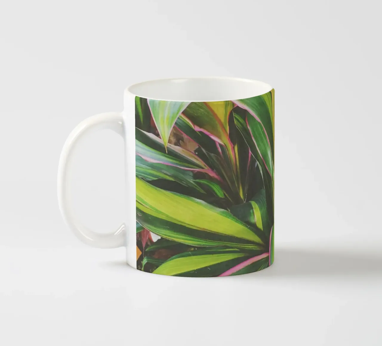 Fogliame II tazza in ceramica da Cassia Beck Photography