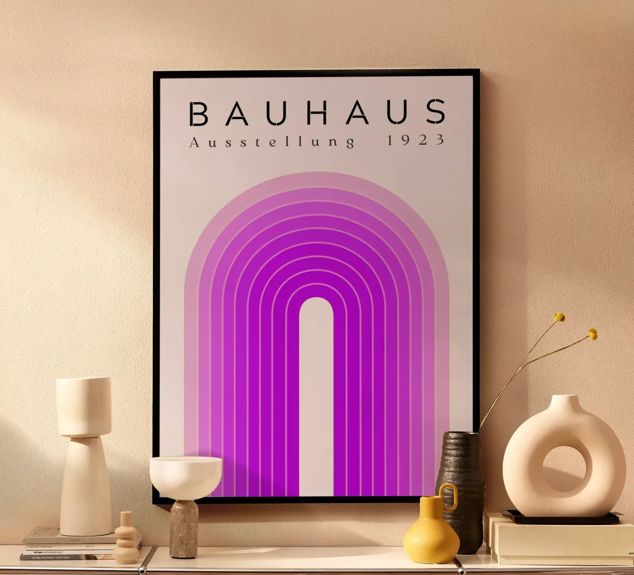Poster Bauhaus - Arco viola e rosa poster con telaio in alluminio da Studio Vibe