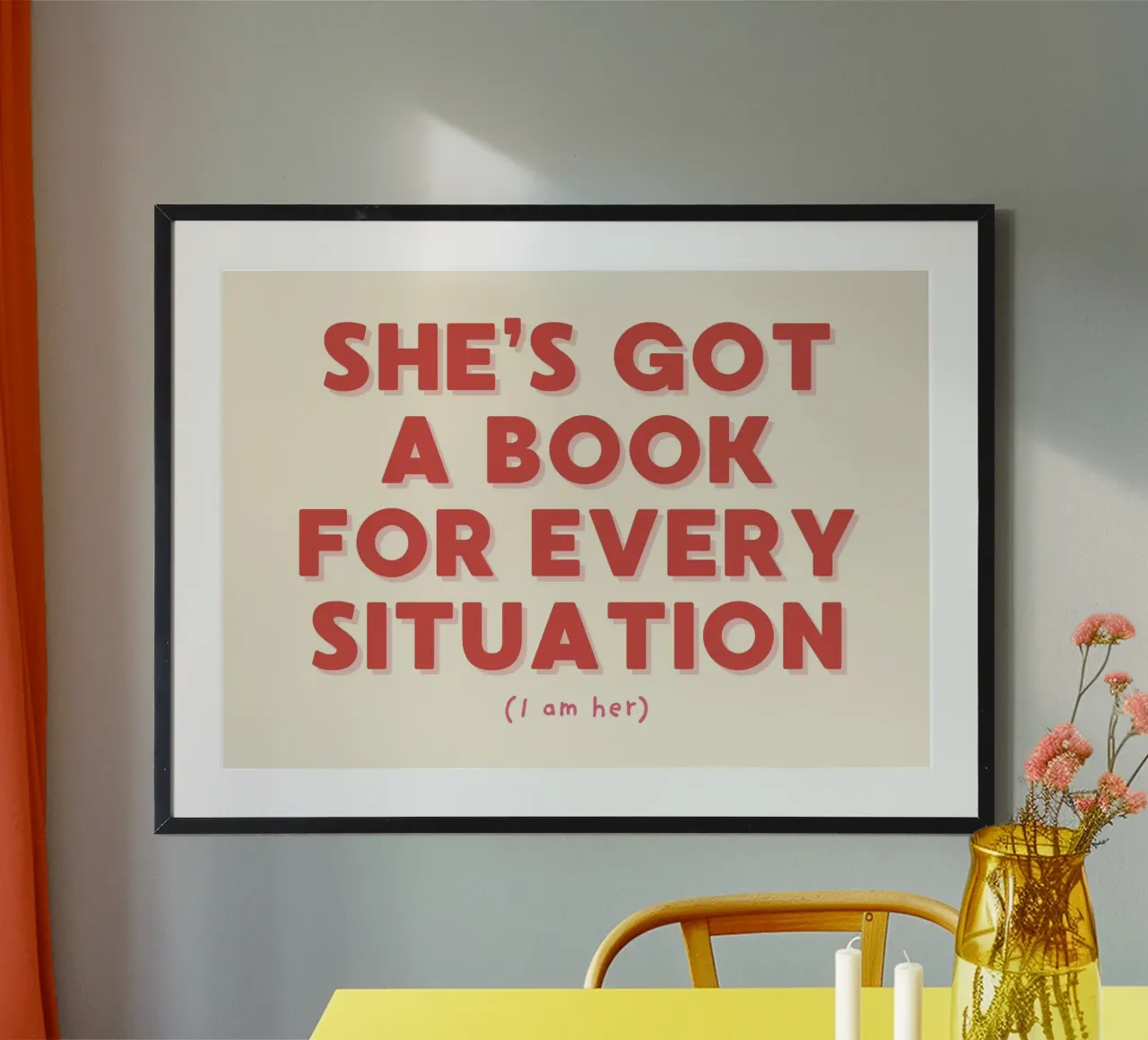 Poster con citazione "She's Got a Book" per chi ama i libri poster con telaio in alluminio da vintagepod