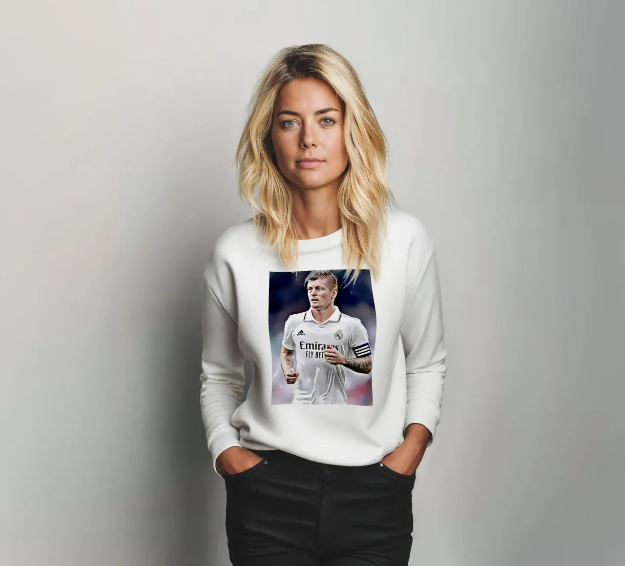 Toni Kroos in azione felpa da dark eagle