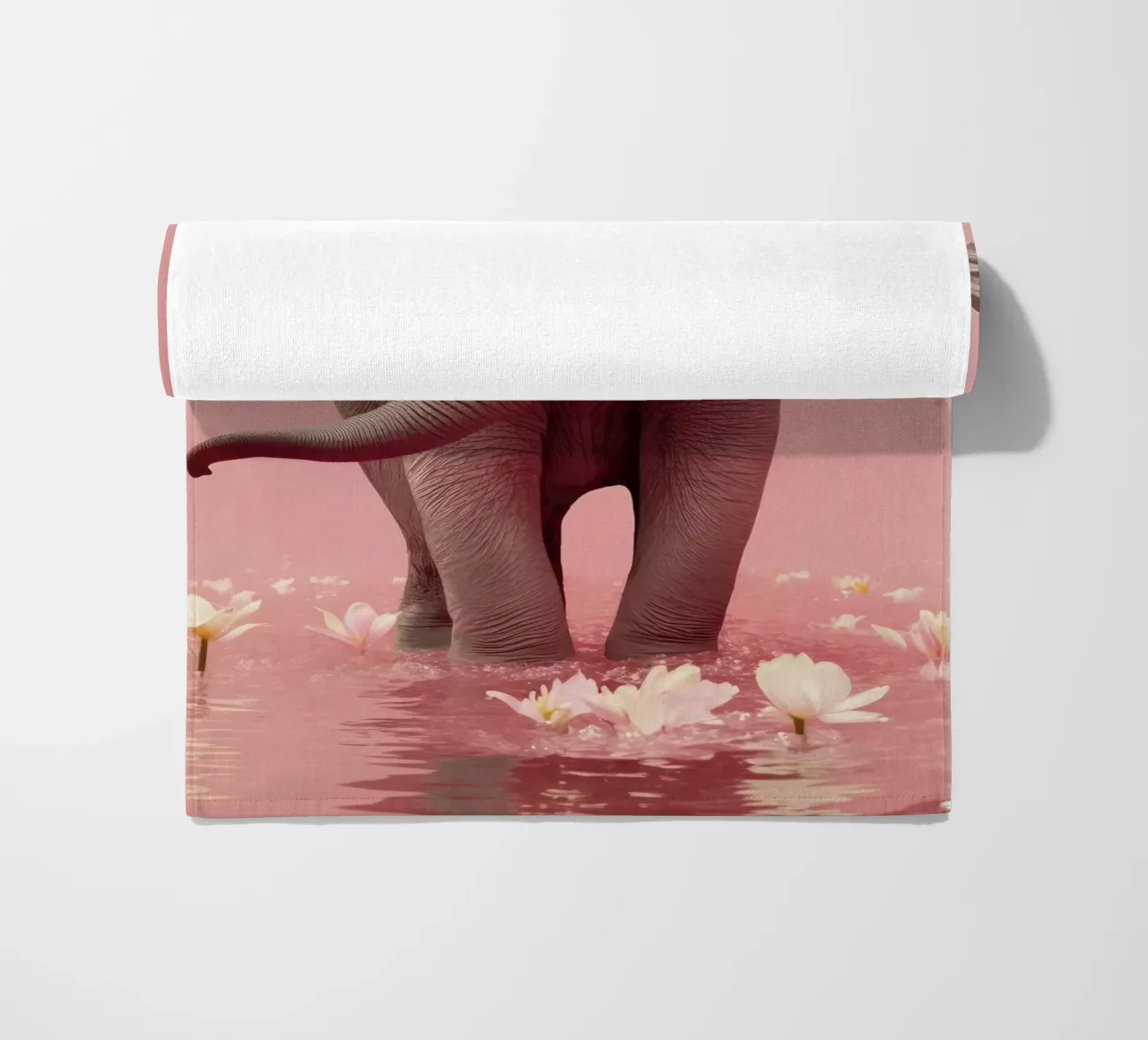 Young Elephant telo mare da treechild