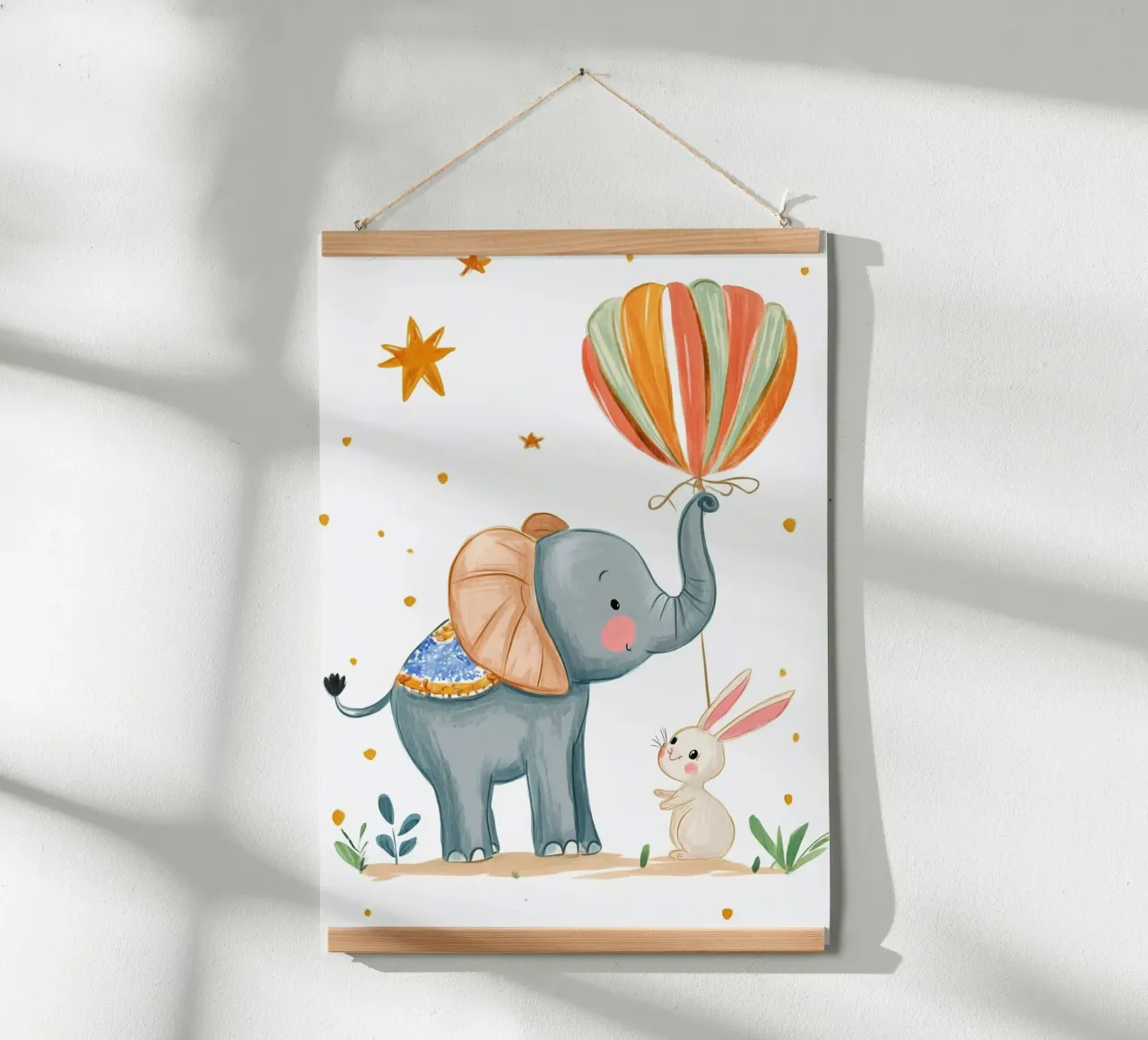 Elefante e coniglio con mongolfiera - Arte per la cameretta poster con telaio in plastica da vintagepod