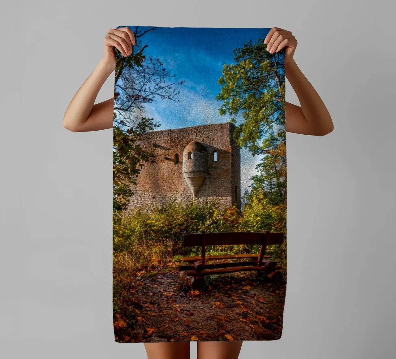 Rovine del castello di Lobdeburgo asciugamano da bagno da Marcus Beckert | Fotografie