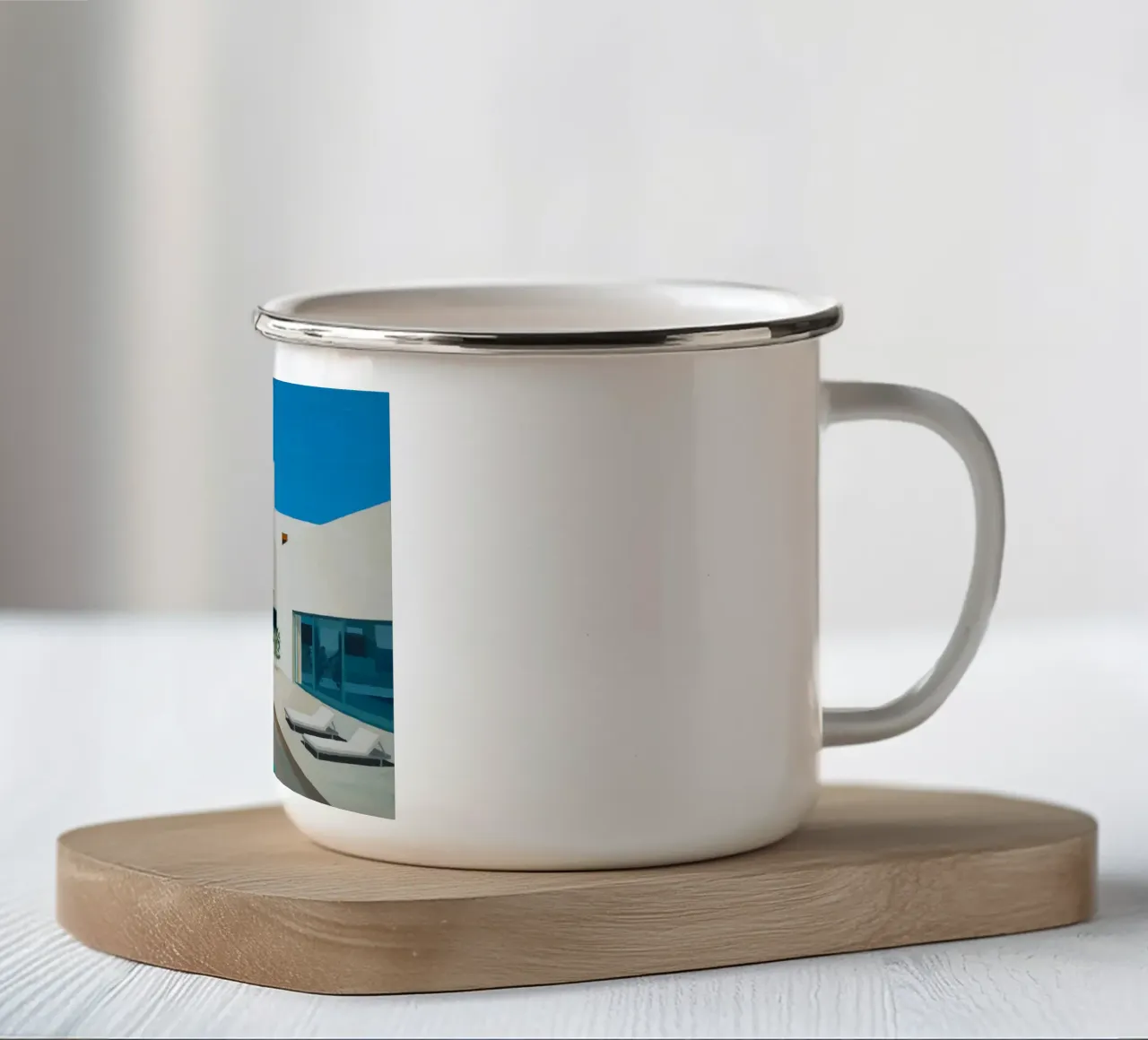 White House Poolside tazza in smalto da Leonard Barreiro