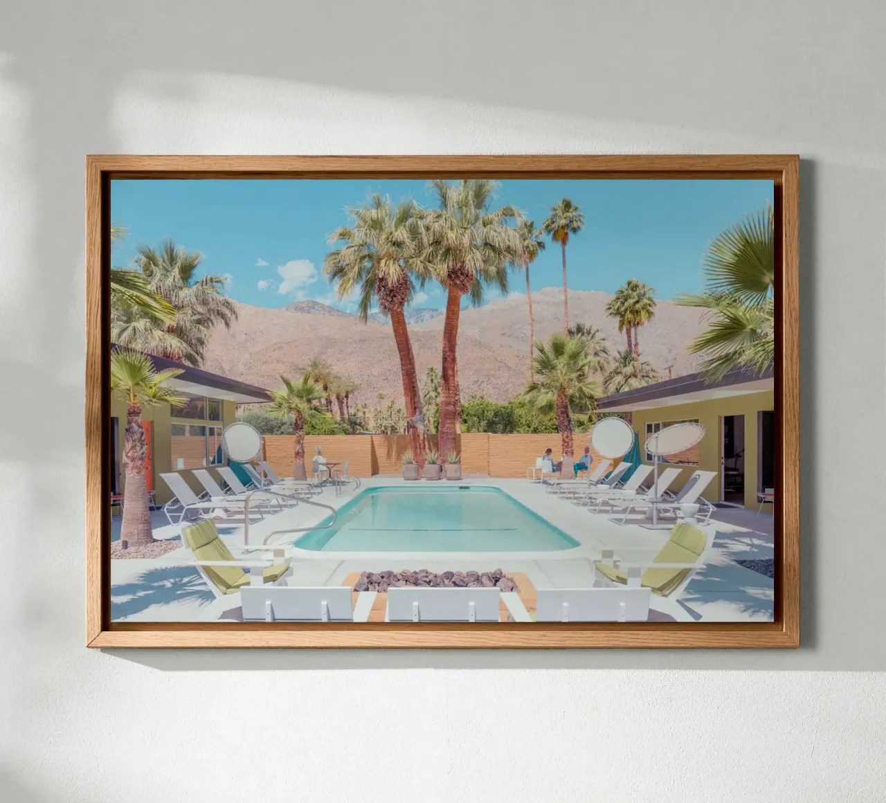 Quiet Pool Palm Springs tela con Cornice a cassetta da lennytravers