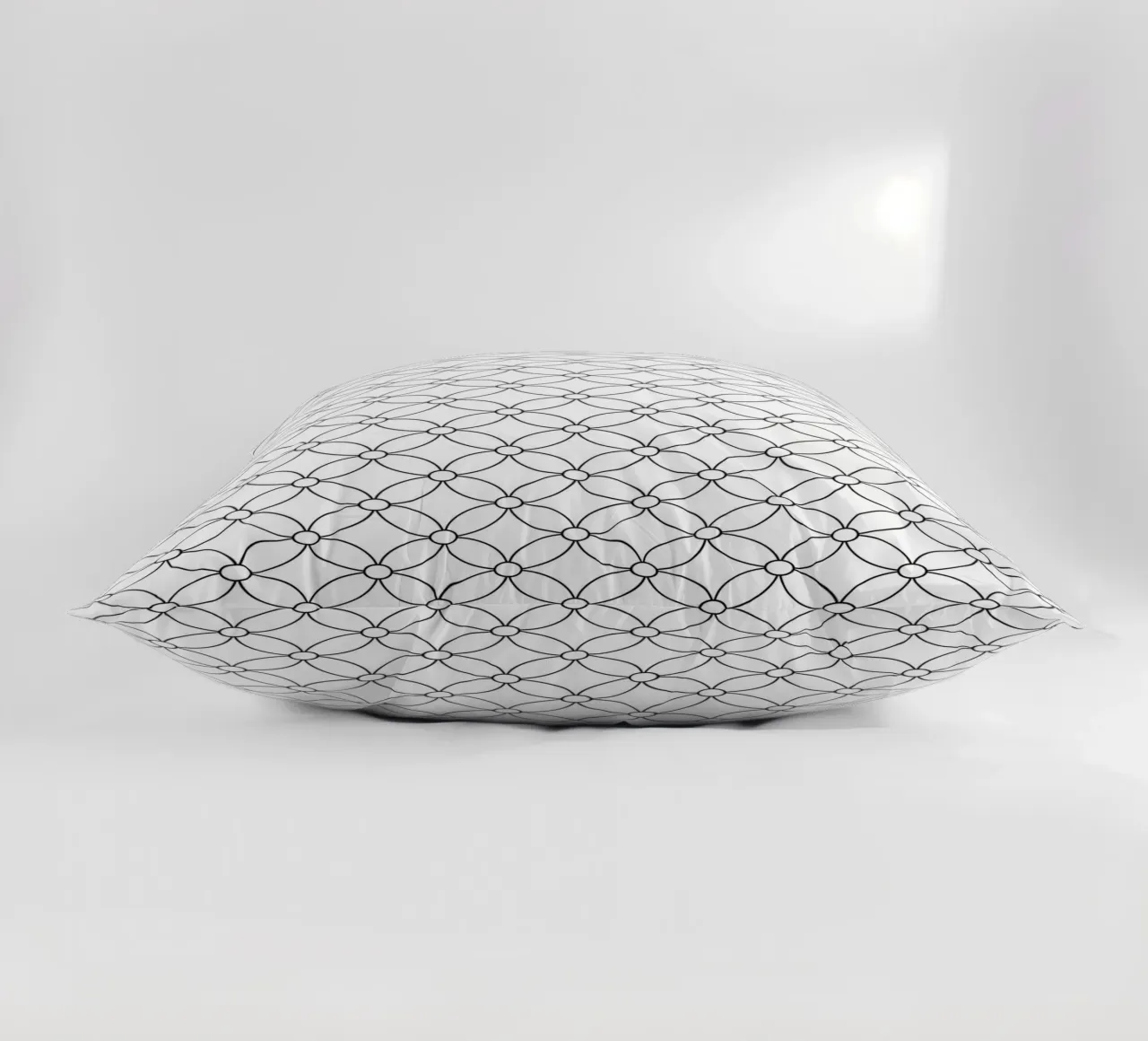 Modello geometrico minimale di fiori in bianco e nero cuscino da Beauty in Simplicity