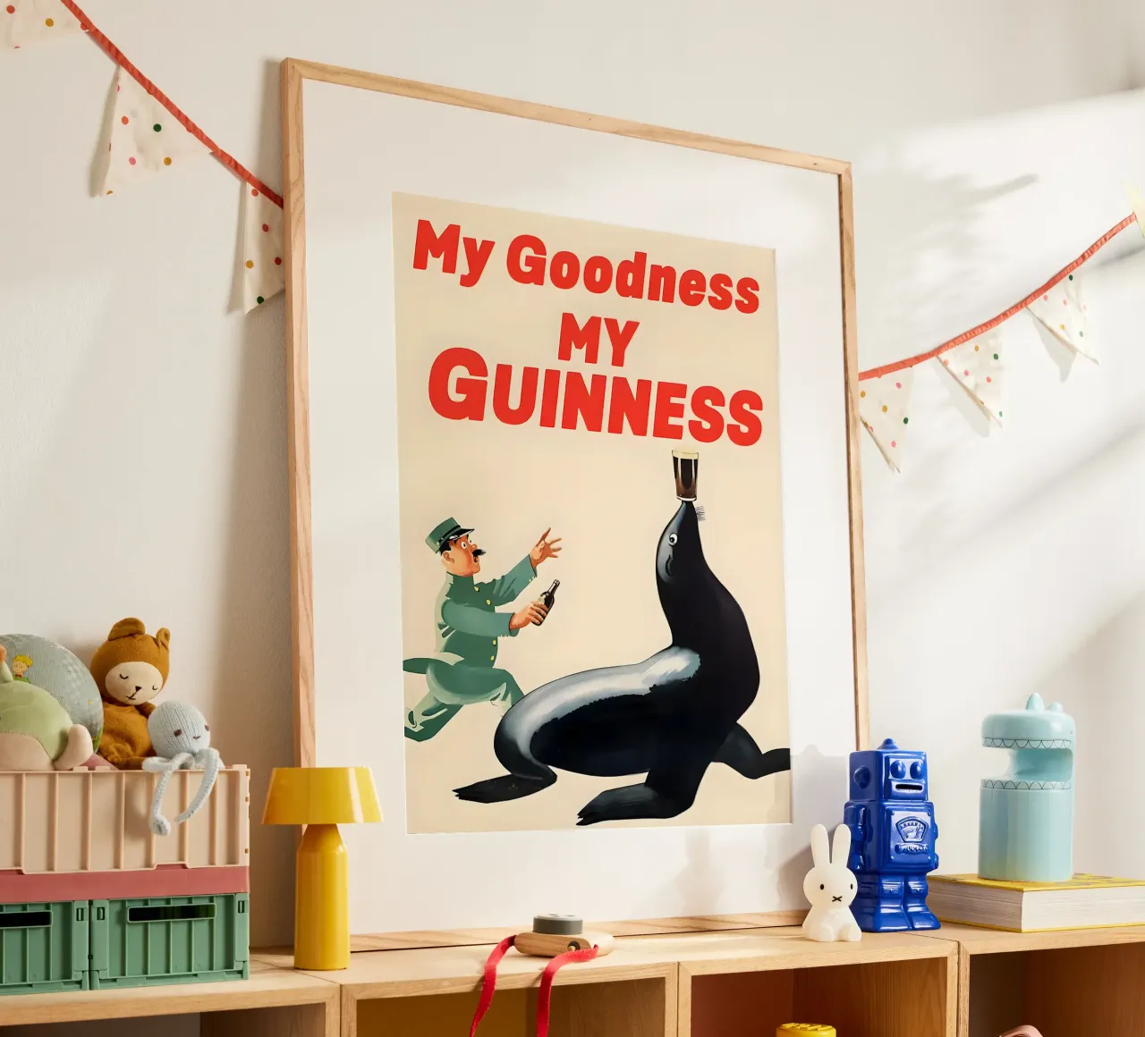 sigillo pinta di birra bicchiere di birra zookeeper poliziotto poster con telaio in alluminio da Rick Thompson