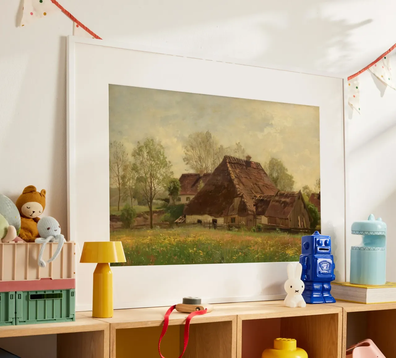 vecchia casa con ampio cortile poster con telaio in legno da pleceng shope