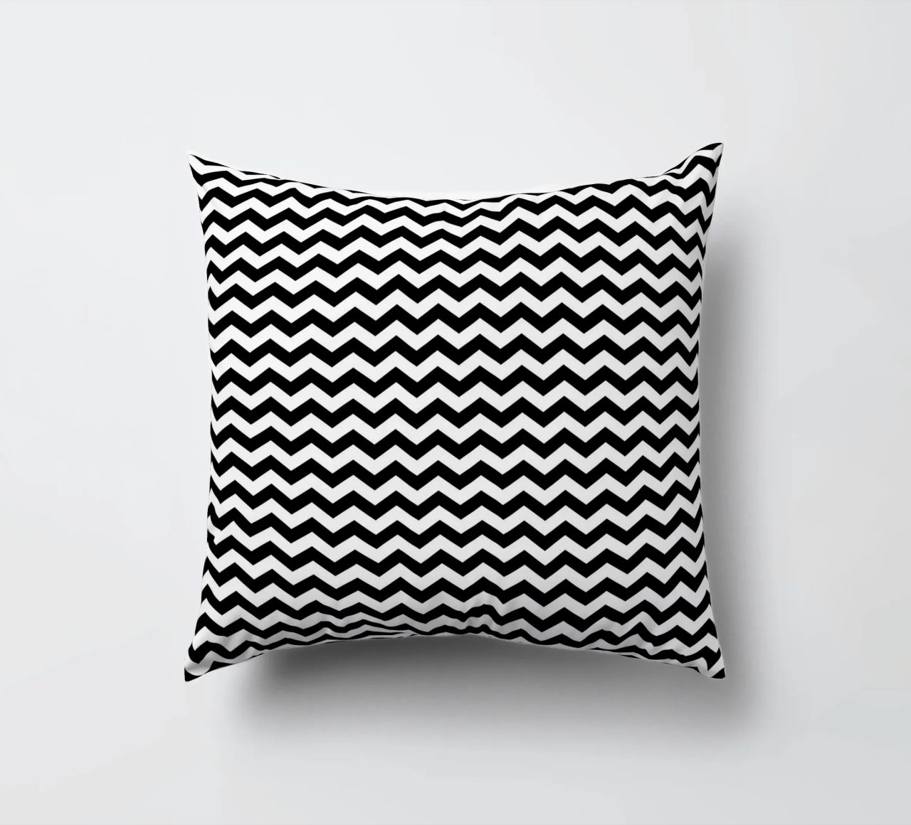 Minimal Chic Basic Chevron Pattern | Bianco e nero cuscino da Beauty in Simplicity