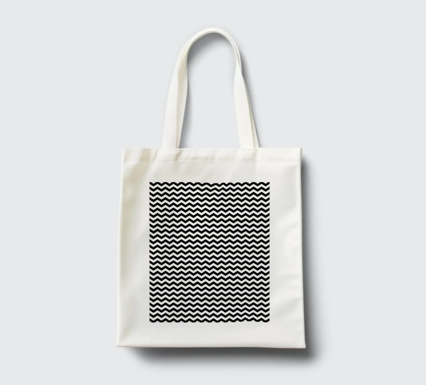 Minimal Chic Basic Chevron Pattern | Black and White borsa in juta da Beauty in Simplicity