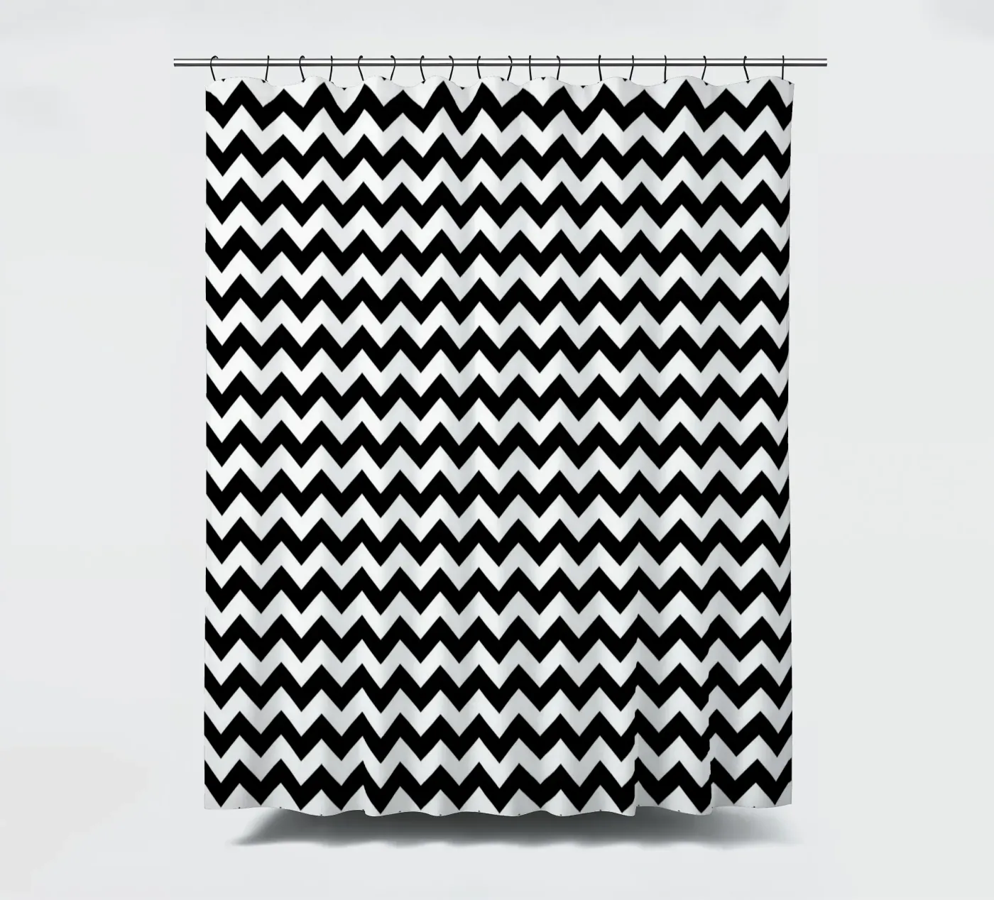 Minimal Chic Basic Chevron Pattern | Bianco e nero tenda da doccia da Beauty in Simplicity
