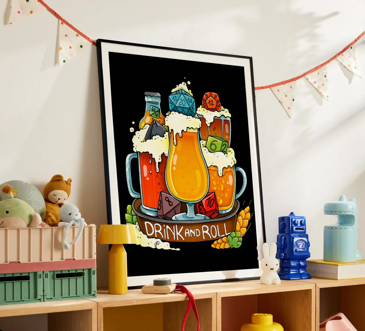 boccale di birra a dadi bottiglia di vetro schiuma poster con telaio in legno da Adam Bican