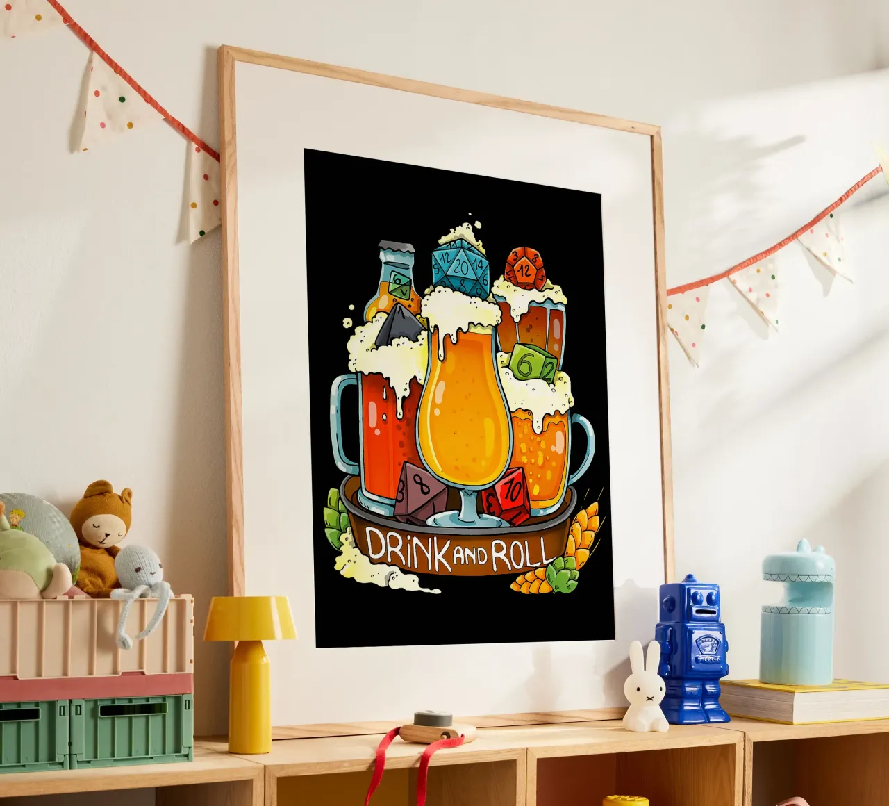 boccale di birra a dadi bottiglia di vetro schiuma poster con telaio in legno da Adam Bican