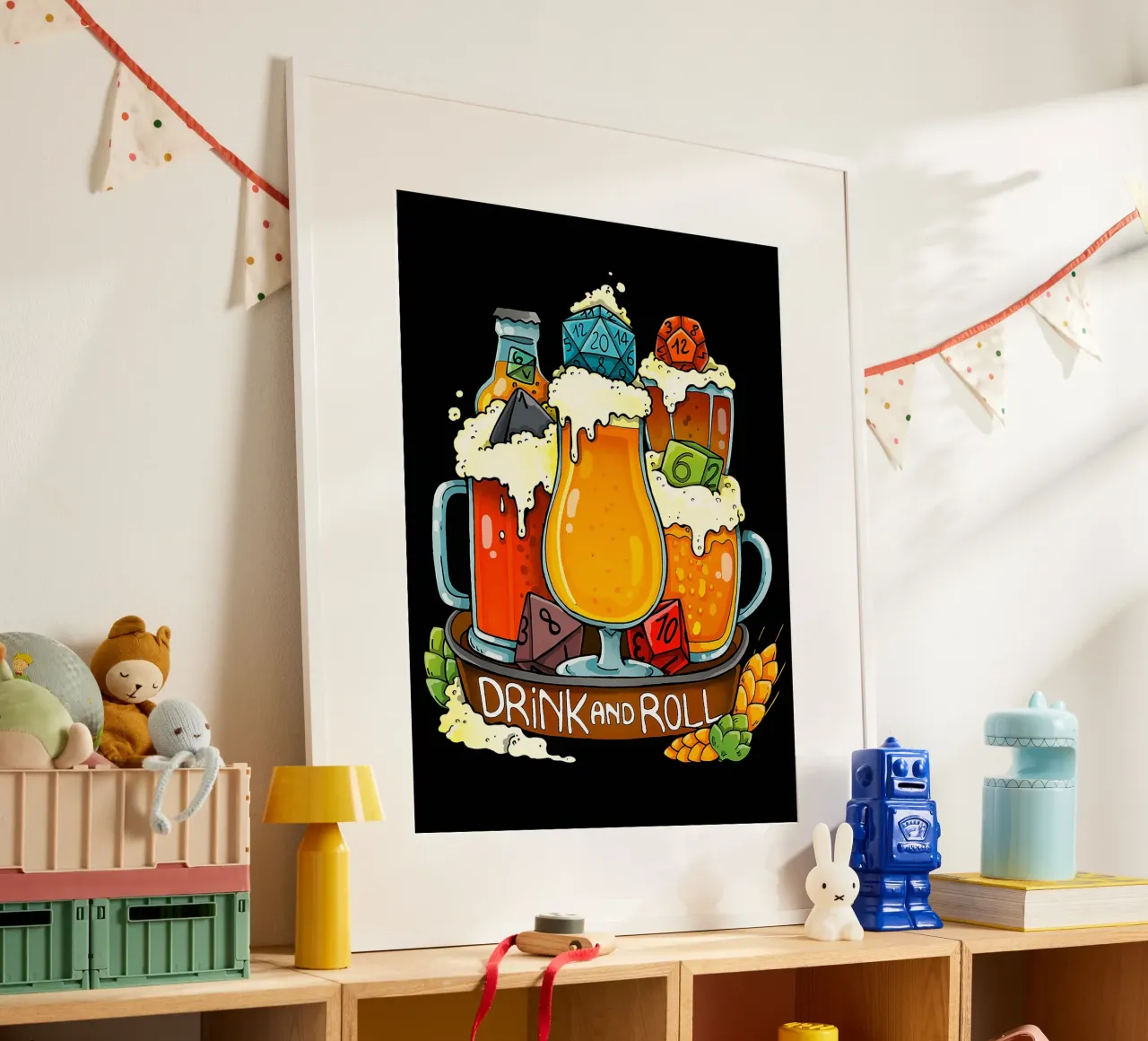 boccale di birra a dadi bottiglia di vetro schiuma poster con telaio in legno da Adam Bican