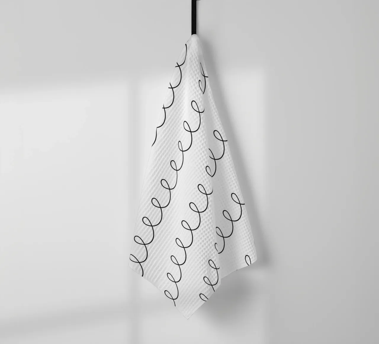 Minimal Geometric Looping Lines Drawing 2 | Nero su bianco canovaccio da cucina da Beauty in Simplicity