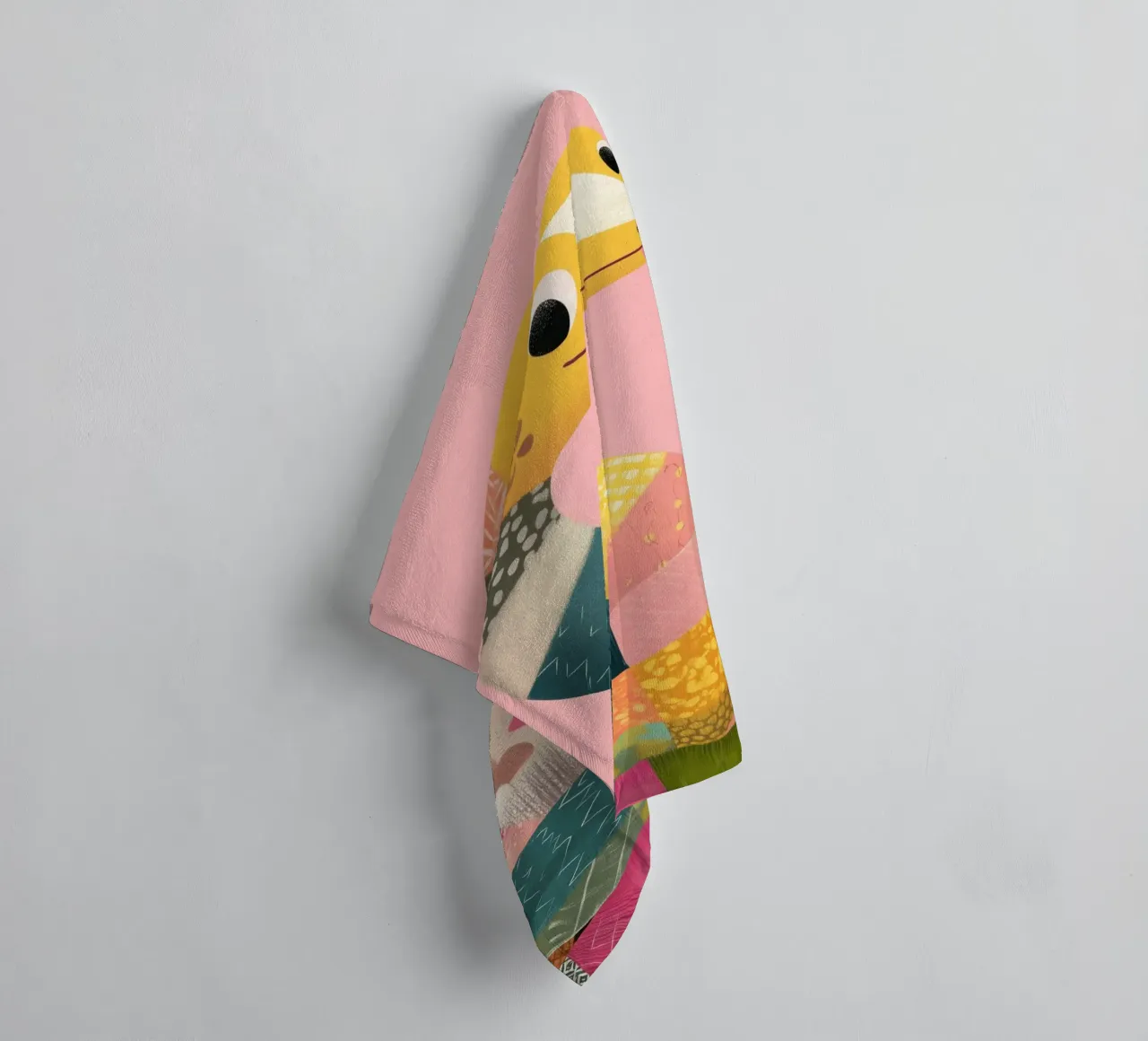 Patchy Python Handtuch von Kiara