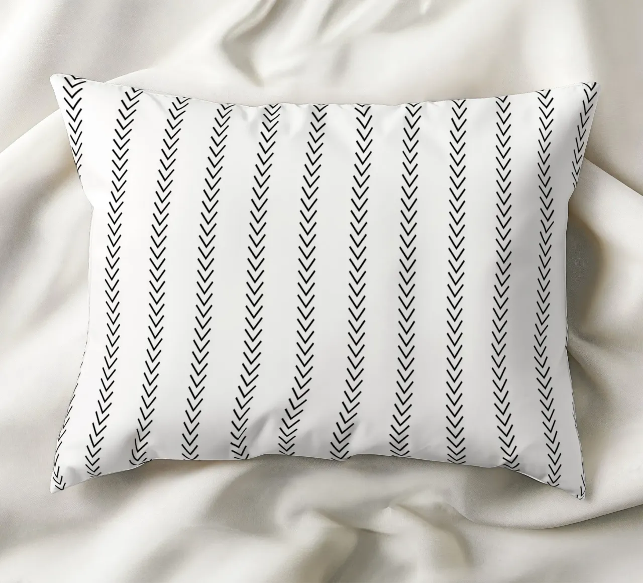 Minimal Basic Classic Frecce a strisce nere su bianco cuscino da Beauty in Simplicity