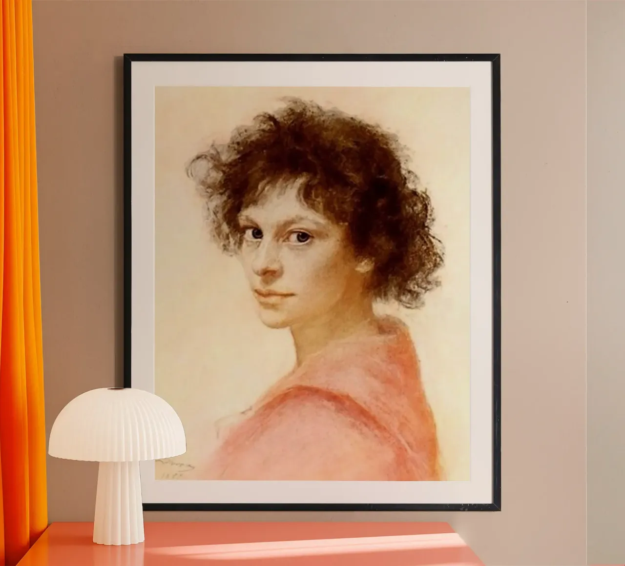 bella donna con i capelli ricci poster con telaio in plastica da iding store