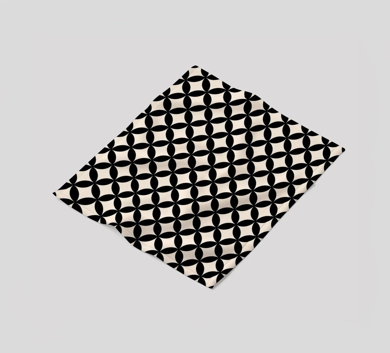 Minimal Basic Geometric Flower Pattern 2 | Nero su avorio coperta in pile da Beauty in Simplicity