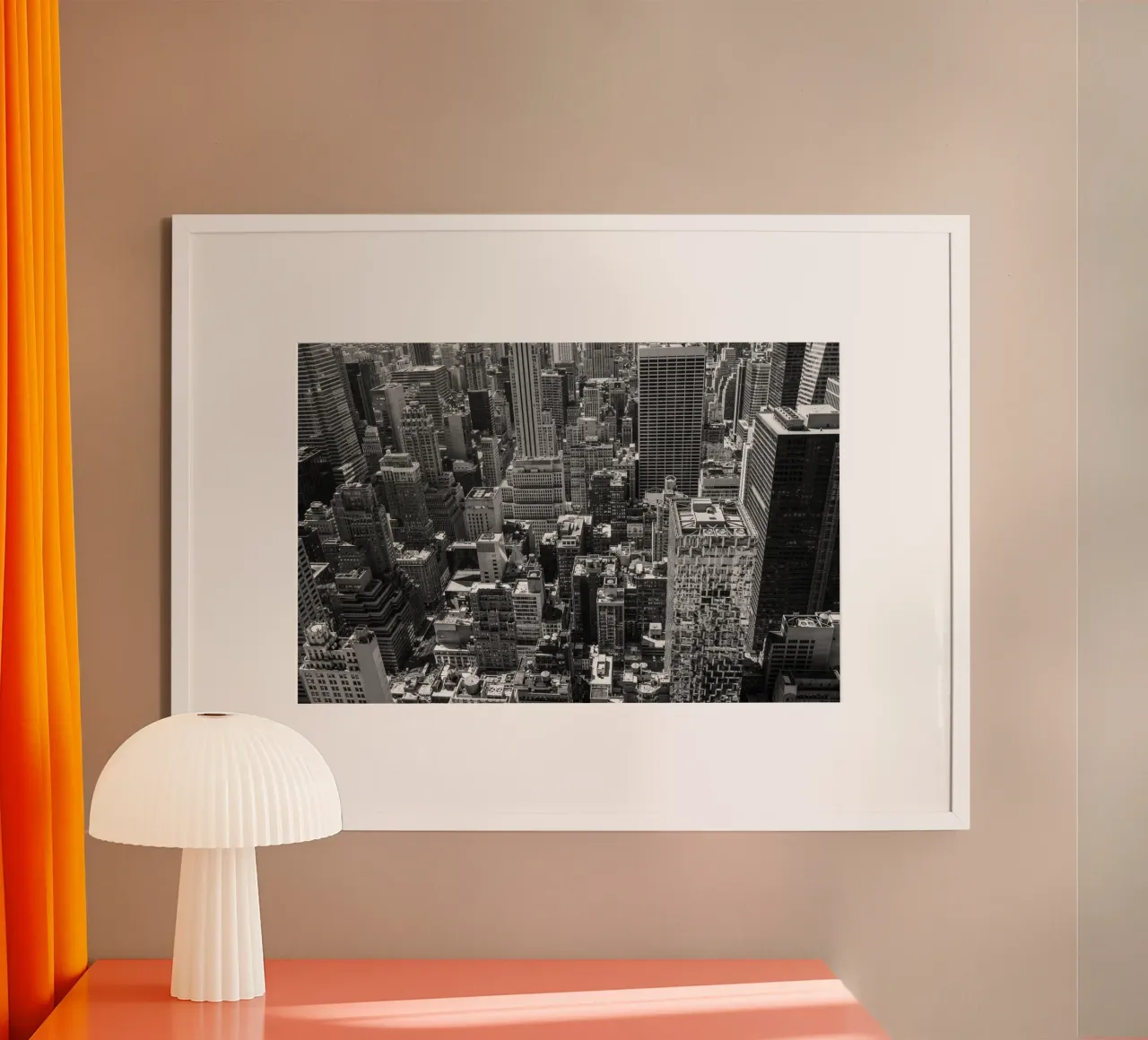 Il clamore della città di New York poster con telaio in legno da thetraveller