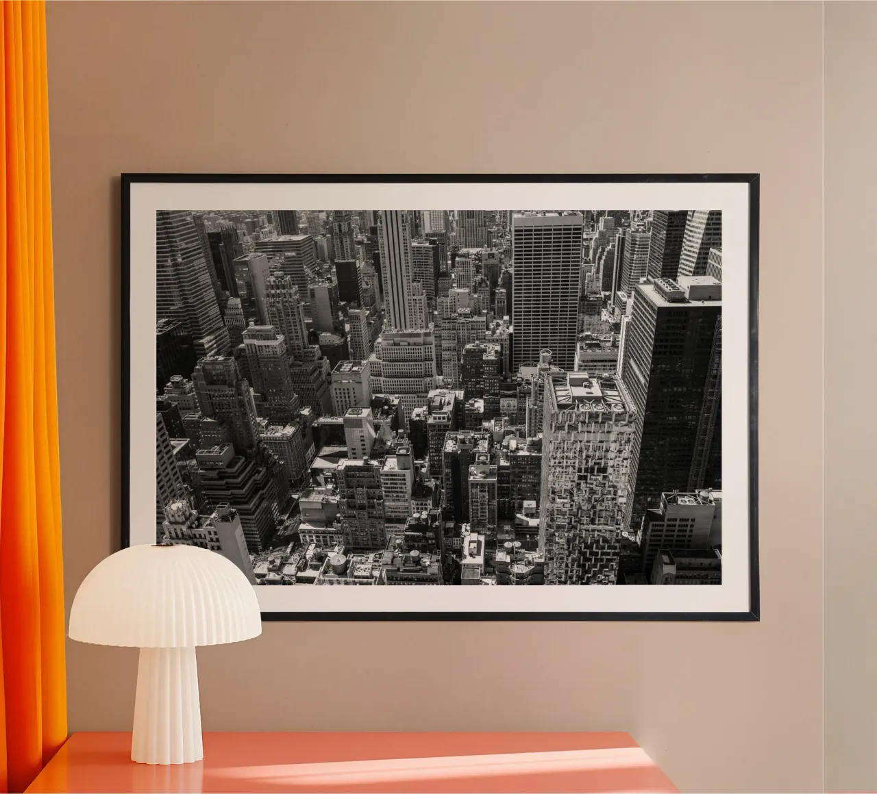 Il clamore della città di New York poster con telaio in legno da thetraveller