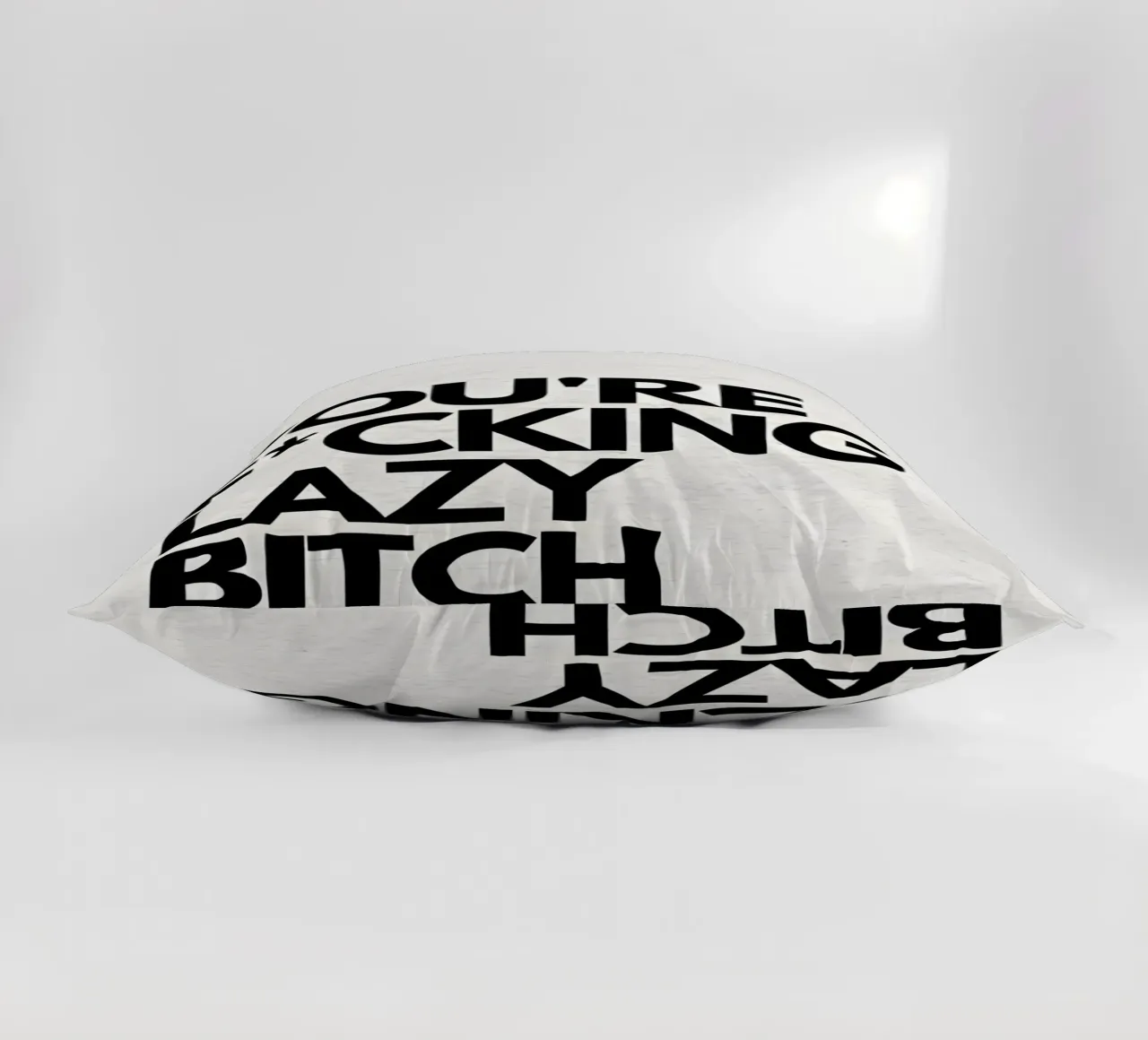 LAZY cuscino da Type & Tape