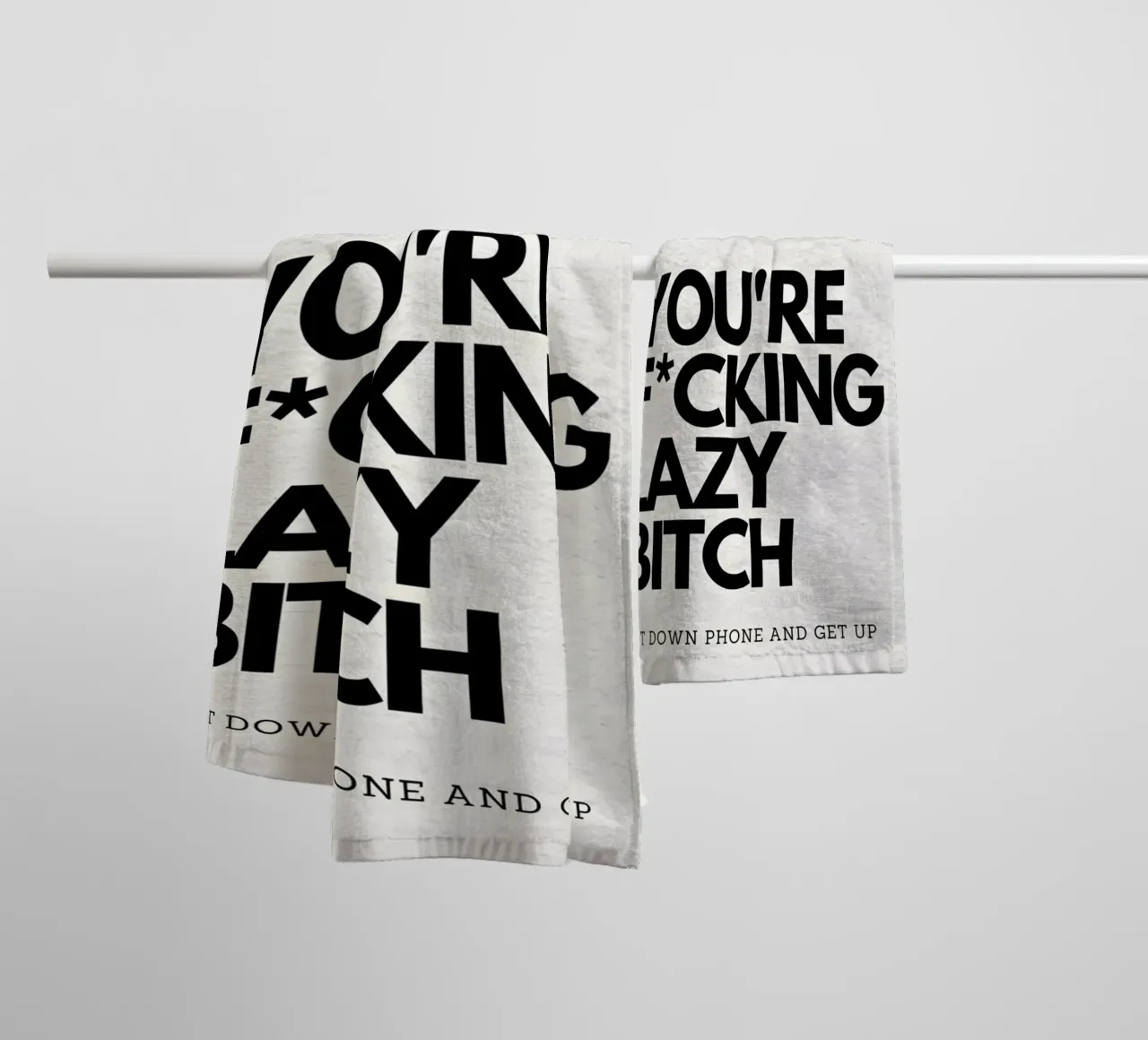 LAZY asciugamano da bagno da Type & Tape