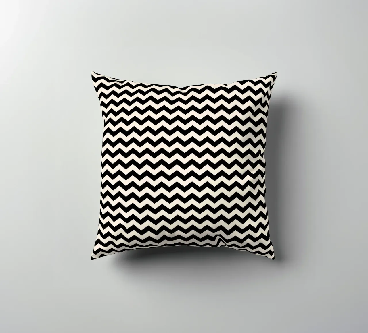 Minimal Chic Basic Chevron Pattern | Black and Ivory coussin de Beauty in Simplicity