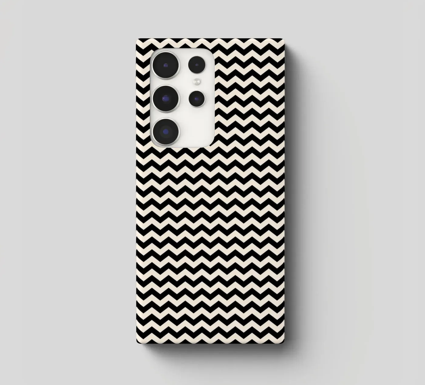 Minimal Chic Basis Chevron Patroon | Zwart en Ivoor samsung hoesje van Beauty in Simplicity