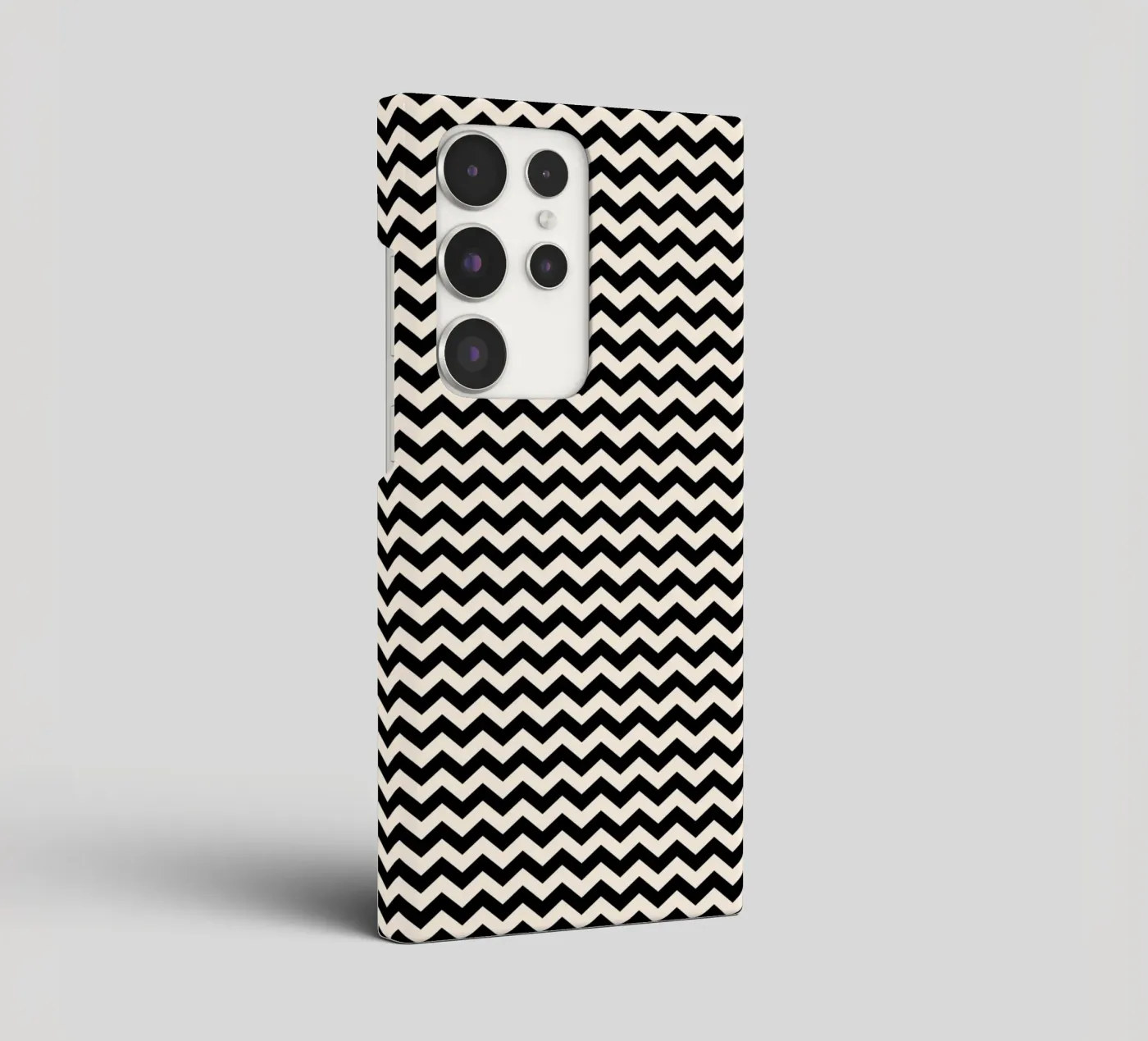 Minimal Chic Basis Chevron Patroon | Zwart en Ivoor samsung hoesje van Beauty in Simplicity