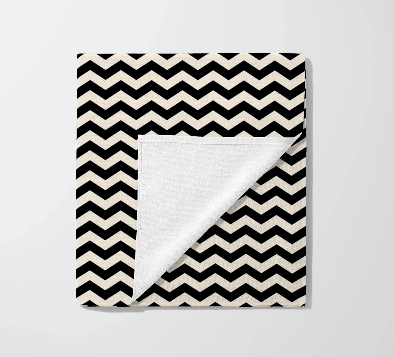Minimal Chic Basic Chevron Pattern | Nero e Avorio telo mare da Beauty in Simplicity