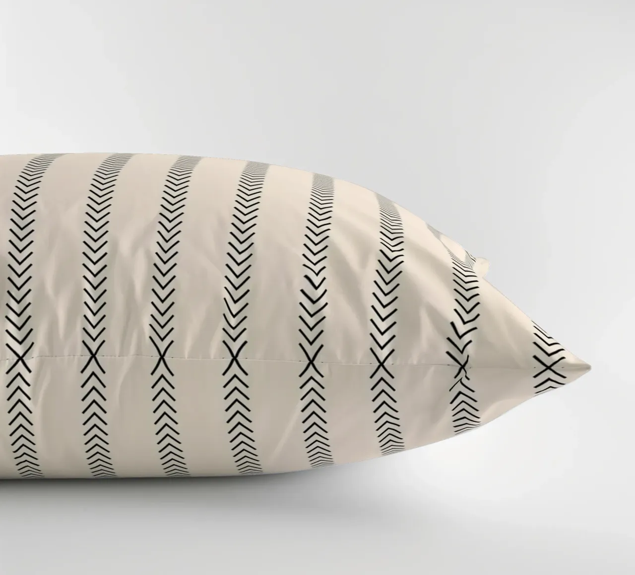 Frecce a strisce minimaliste classiche di base - nero su avorio cuscino da Beauty in Simplicity