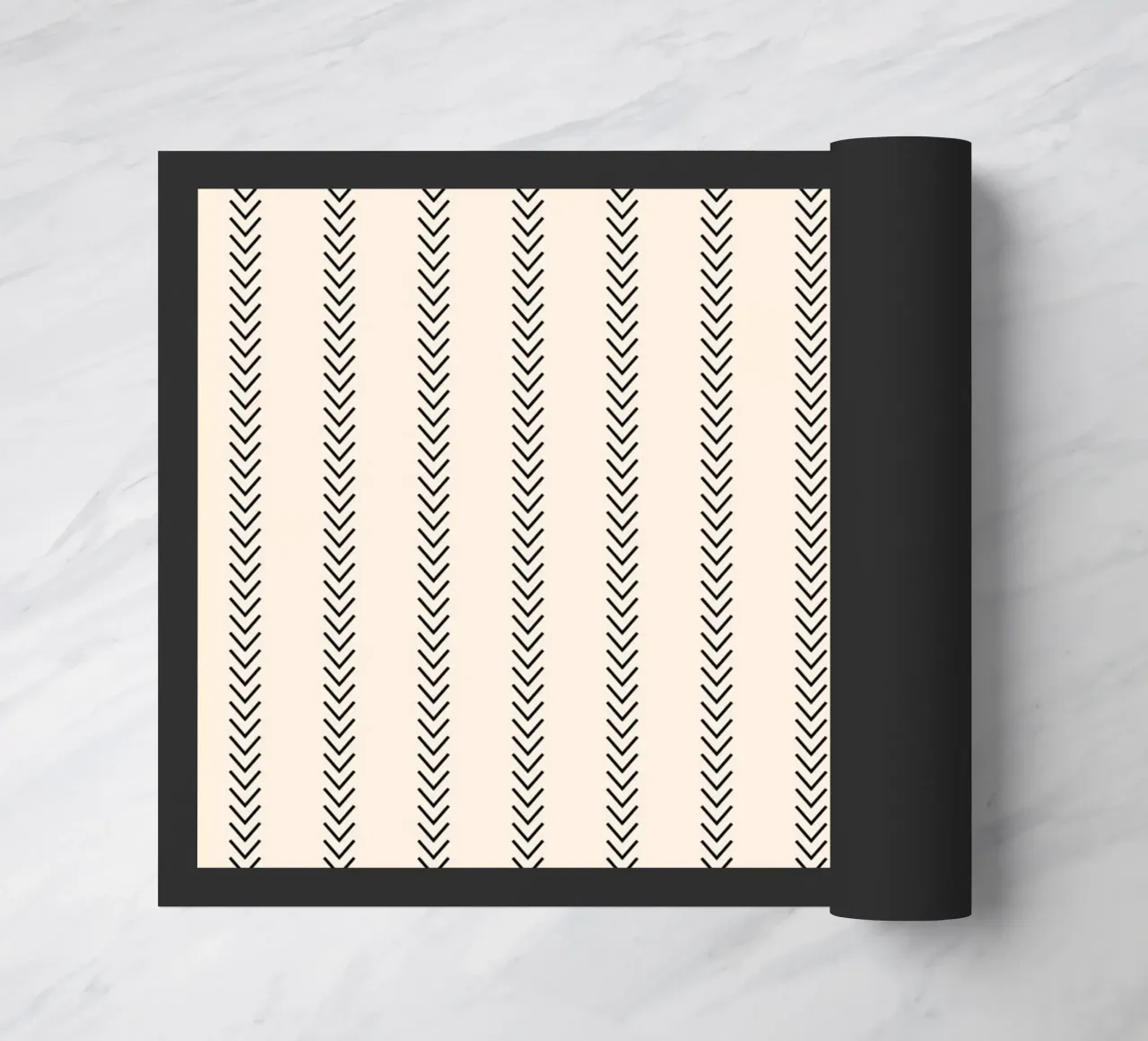 Frecce a strisce minimaliste classiche di base - nero su avorio zerbino da Beauty in Simplicity