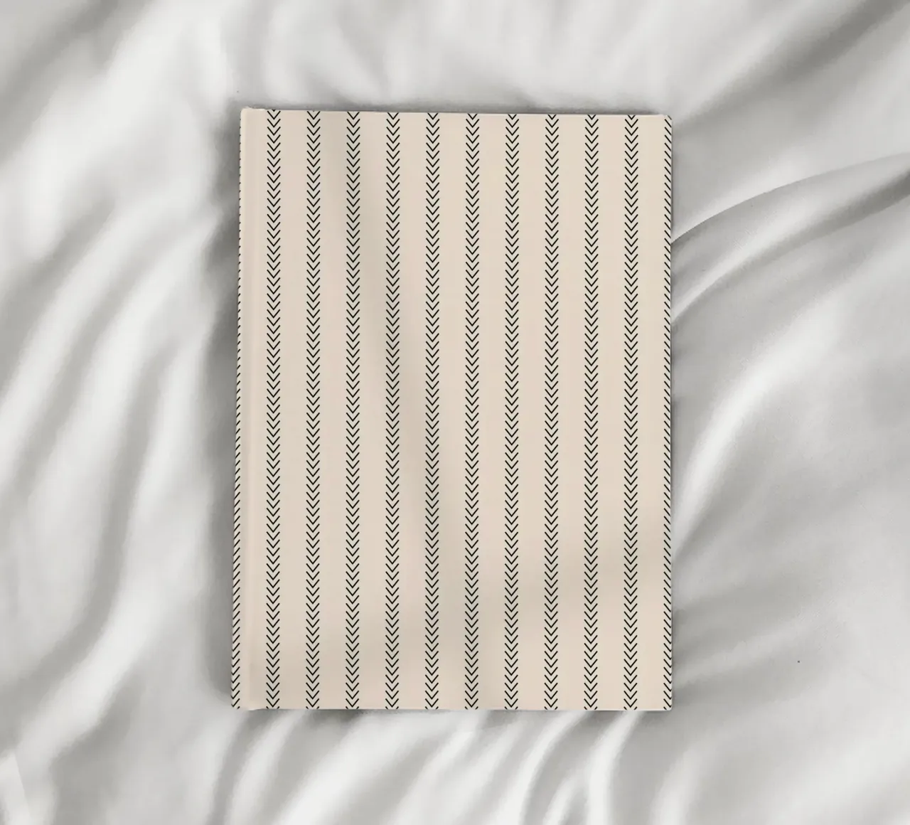 Frecce a strisce minimaliste classiche di base - nero su avorio diario da Beauty in Simplicity