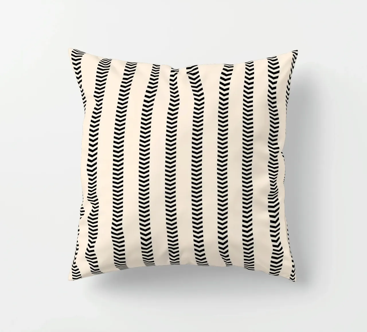 Minimal Basic Mudcloth Frecce a righe | Nero su Avorio cuscino da Beauty in Simplicity