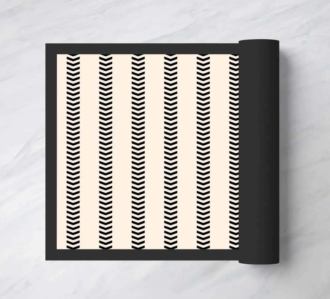 Minimal Basic Mudcloth Frecce a righe | Nero su Avorio zerbino da Beauty in Simplicity