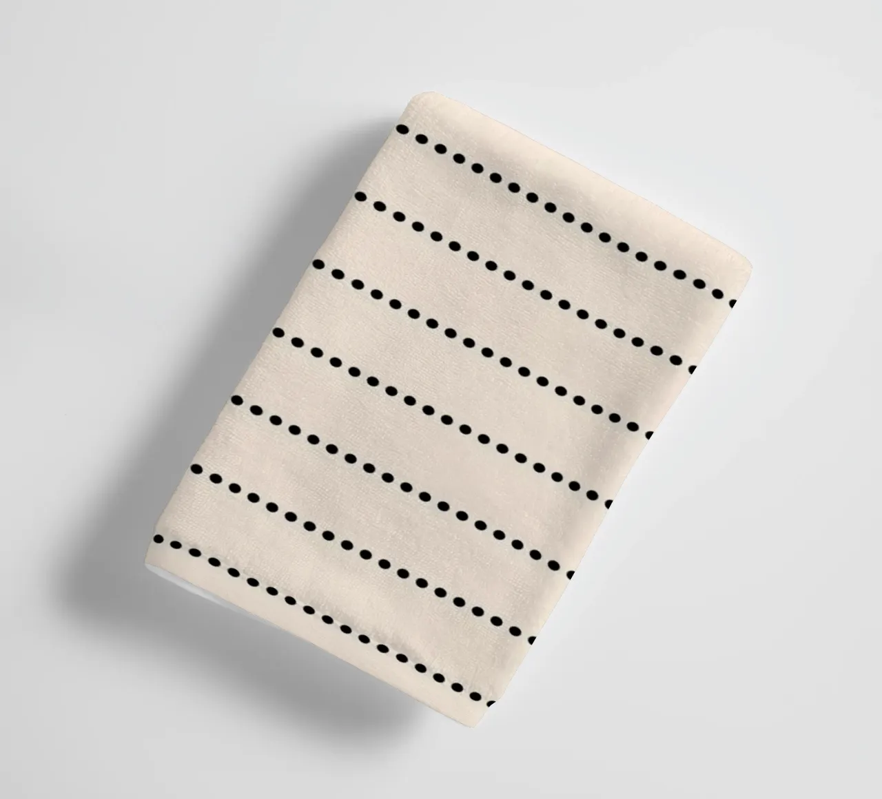 Minimal Scandi Basic Strisce a pois | Nero su beige asciugamano da bagno da Beauty in Simplicity