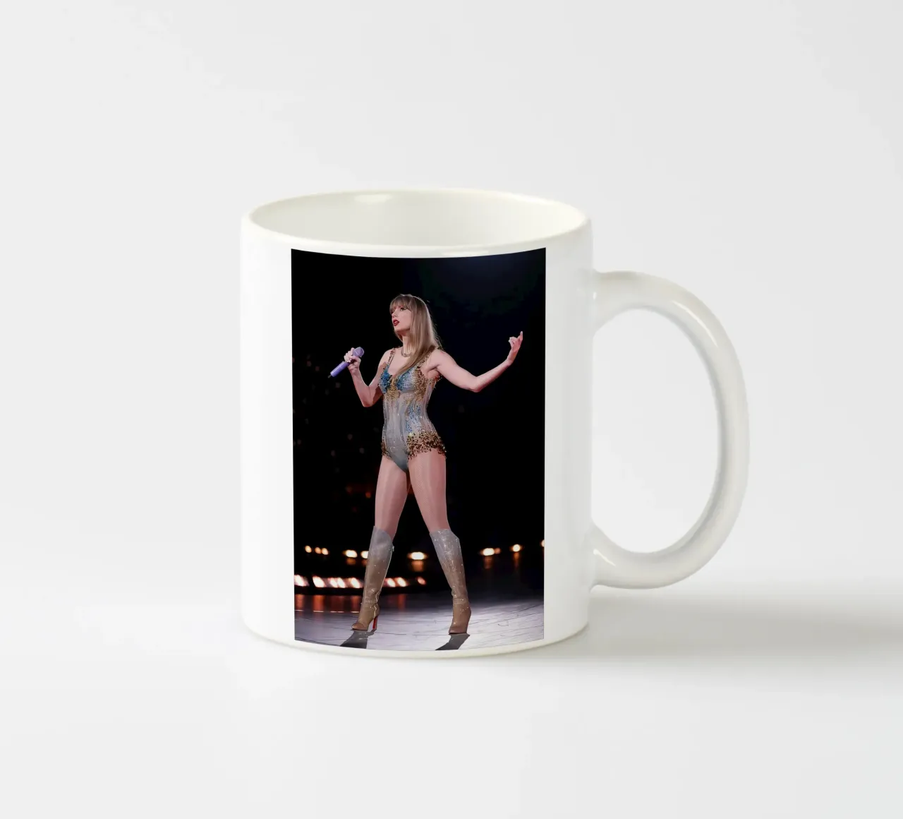 Taylor Swift regina della reinvenzione tazza in ceramica da dfgtfdt