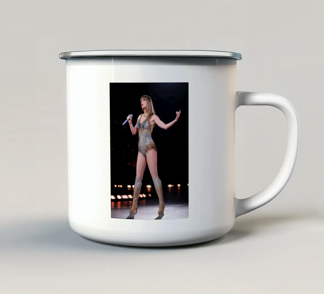 Taylor Swift regina della reinvenzione tazza in smalto da dfgtfdt