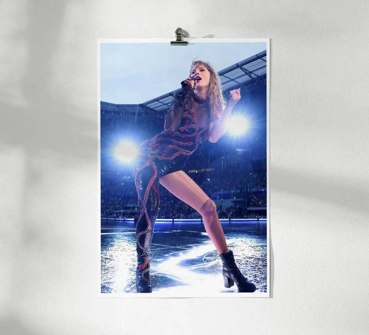 Un decennio di successi e di insuccessi Taylor Swift poster con telaio in alluminio da dfgtfdt