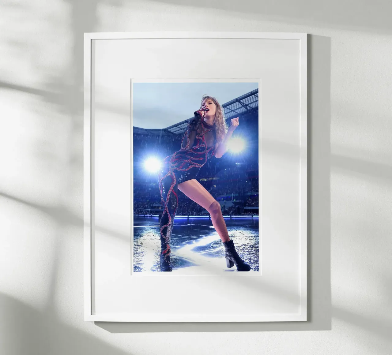 Un decennio di successi e di insuccessi Taylor Swift poster con telaio in alluminio da dfgtfdt