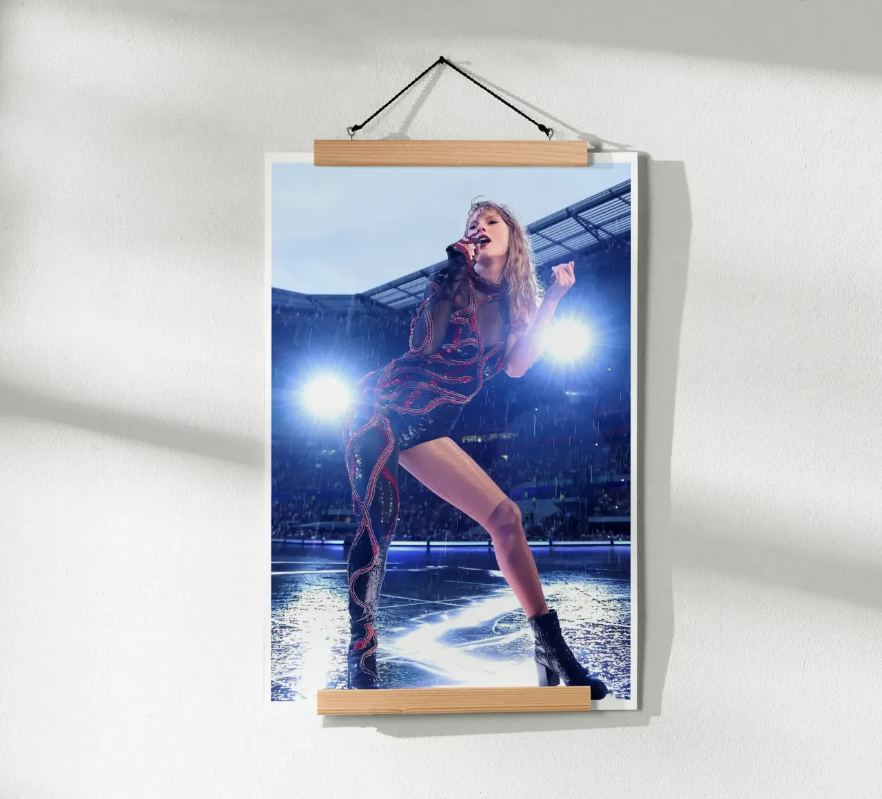 Un decennio di successi e di insuccessi Taylor Swift poster con telaio in alluminio da dfgtfdt