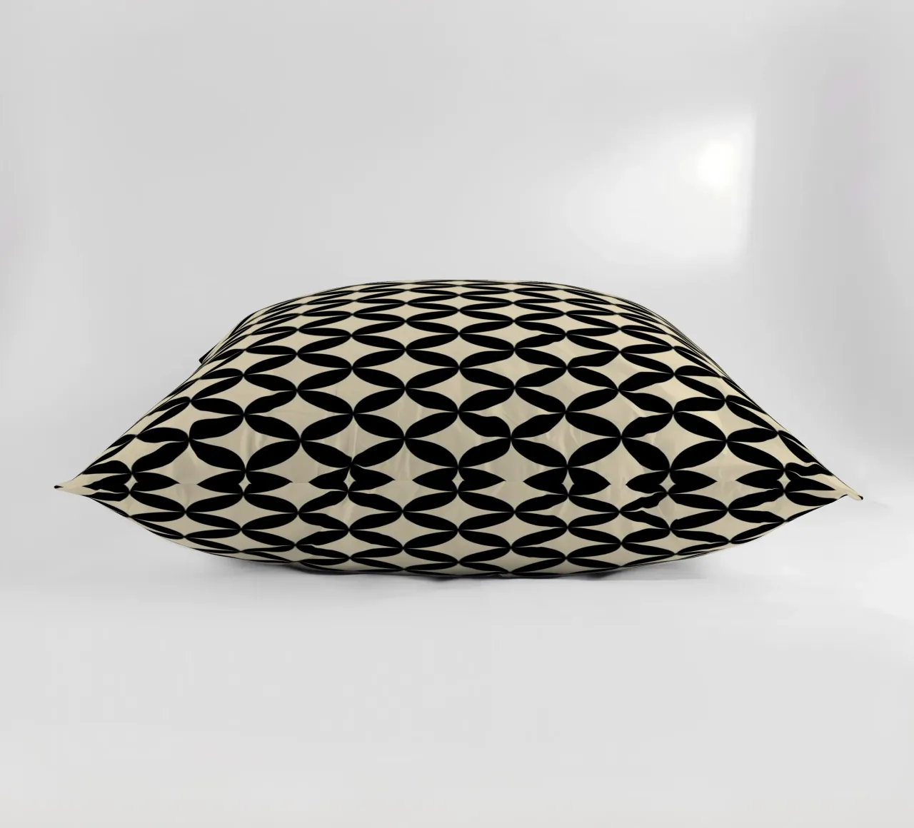 Minimal Basic Geometric Flower Pattern 2 | Nero su Beige cuscino da Beauty in Simplicity