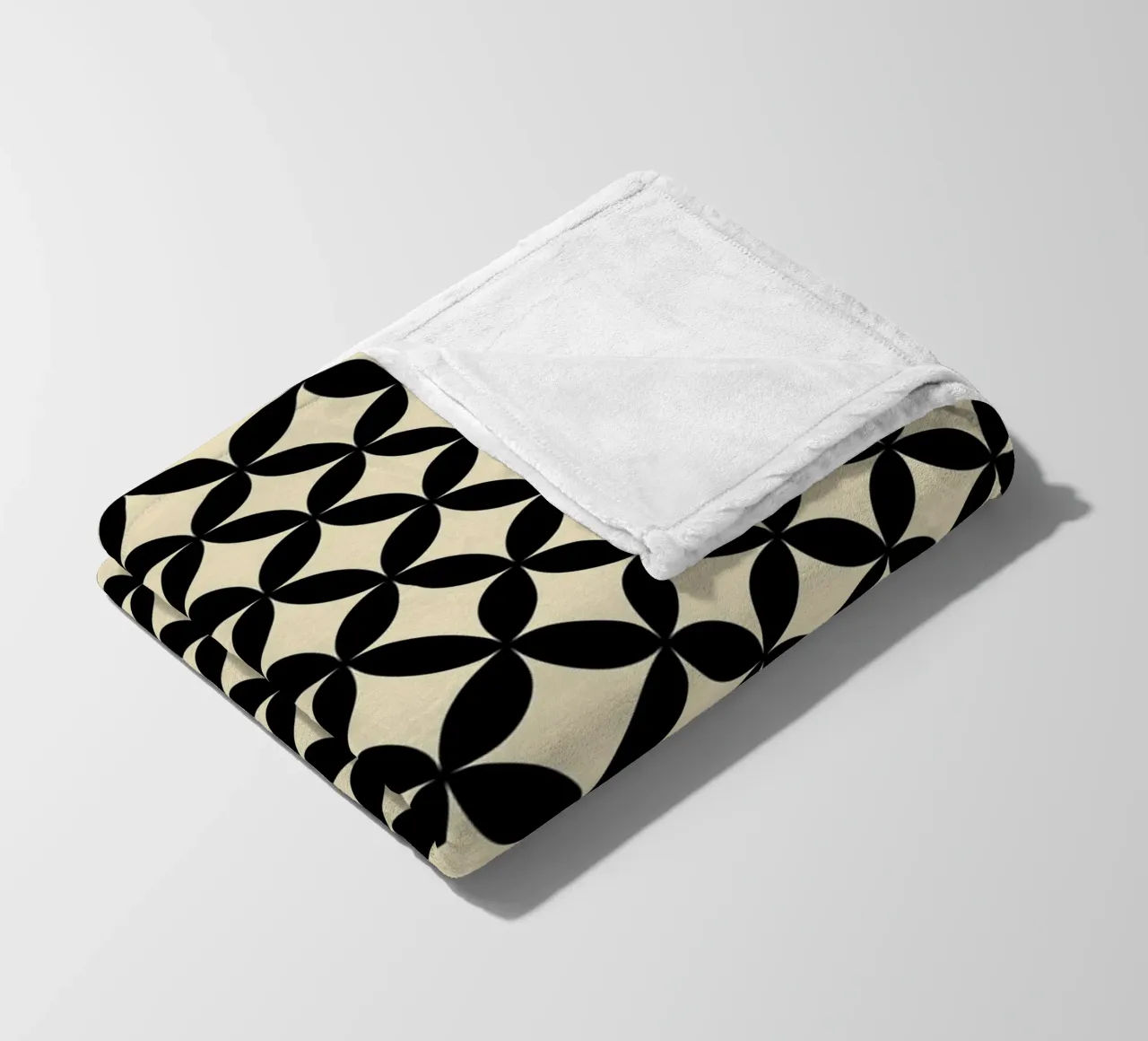 Minimal Basic Geometric Flower Pattern 2 | Nero su Beige coperta in pile da Beauty in Simplicity