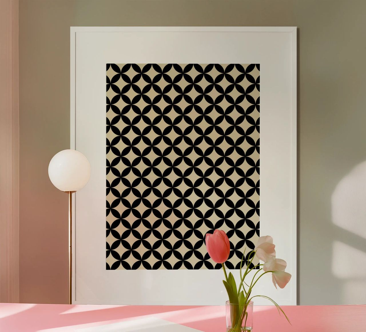 Minimal Basic Geometric Flower Pattern 2 | Nero su Beige carta hahnemühle da Beauty in Simplicity