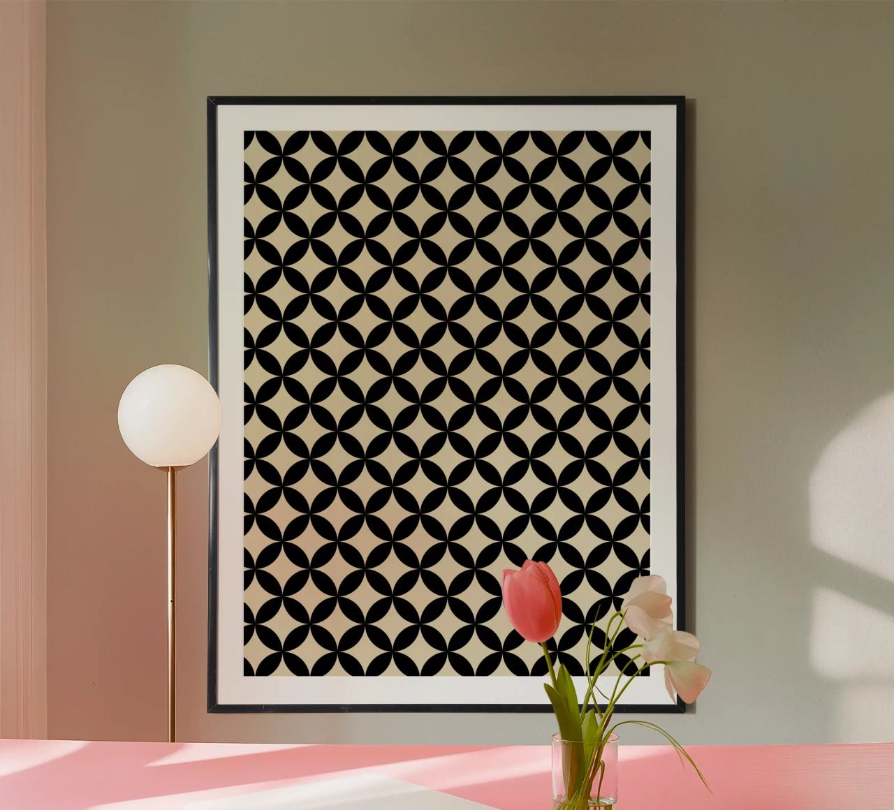 Minimal Basic Geometric Flower Pattern 2 | Nero su Beige carta hahnemühle da Beauty in Simplicity