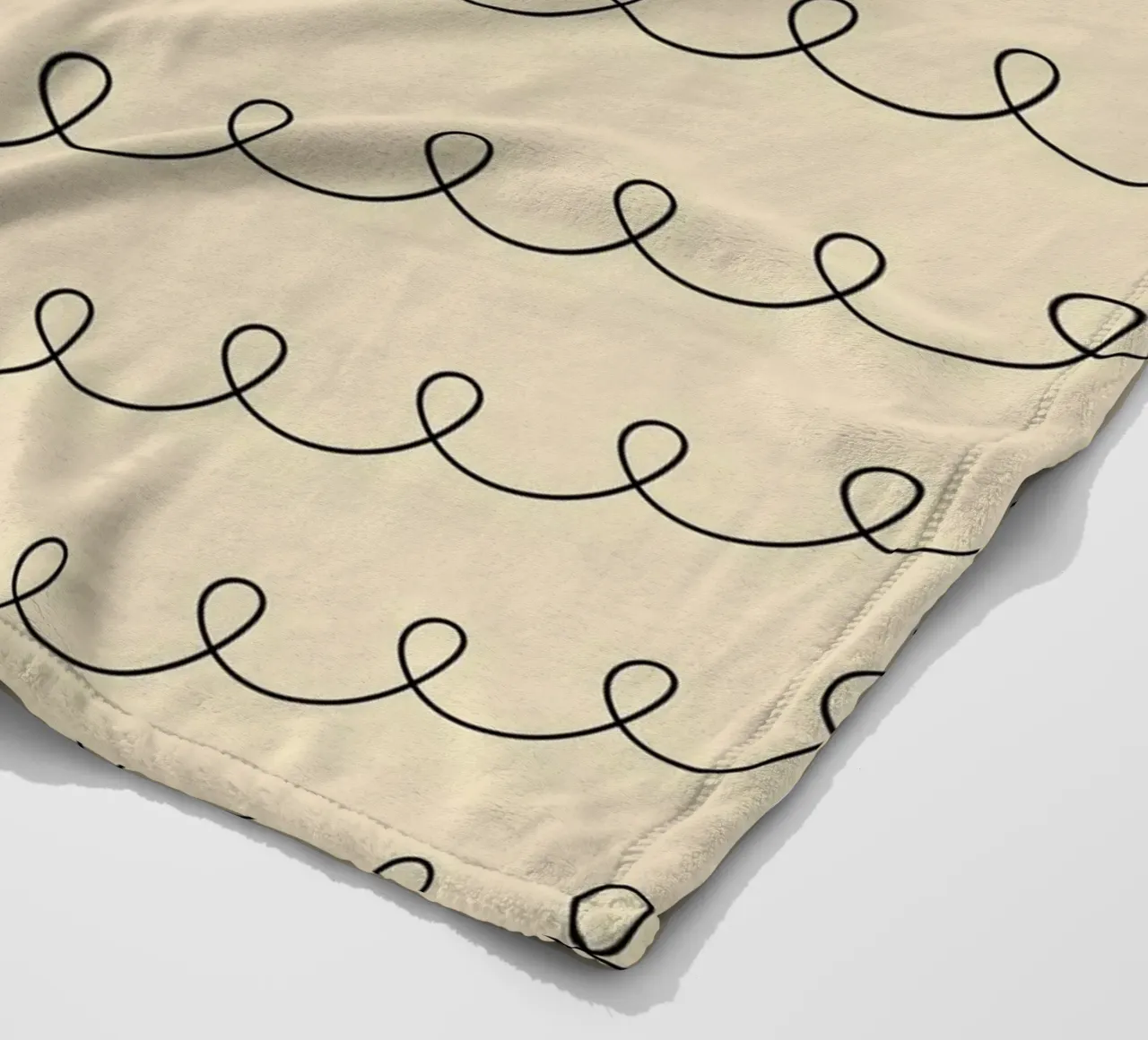 Minimal Geometric Looping Lines Zeichnung 2 | Schwarz auf Beige Fleecedecke von Beauty in Simplicity