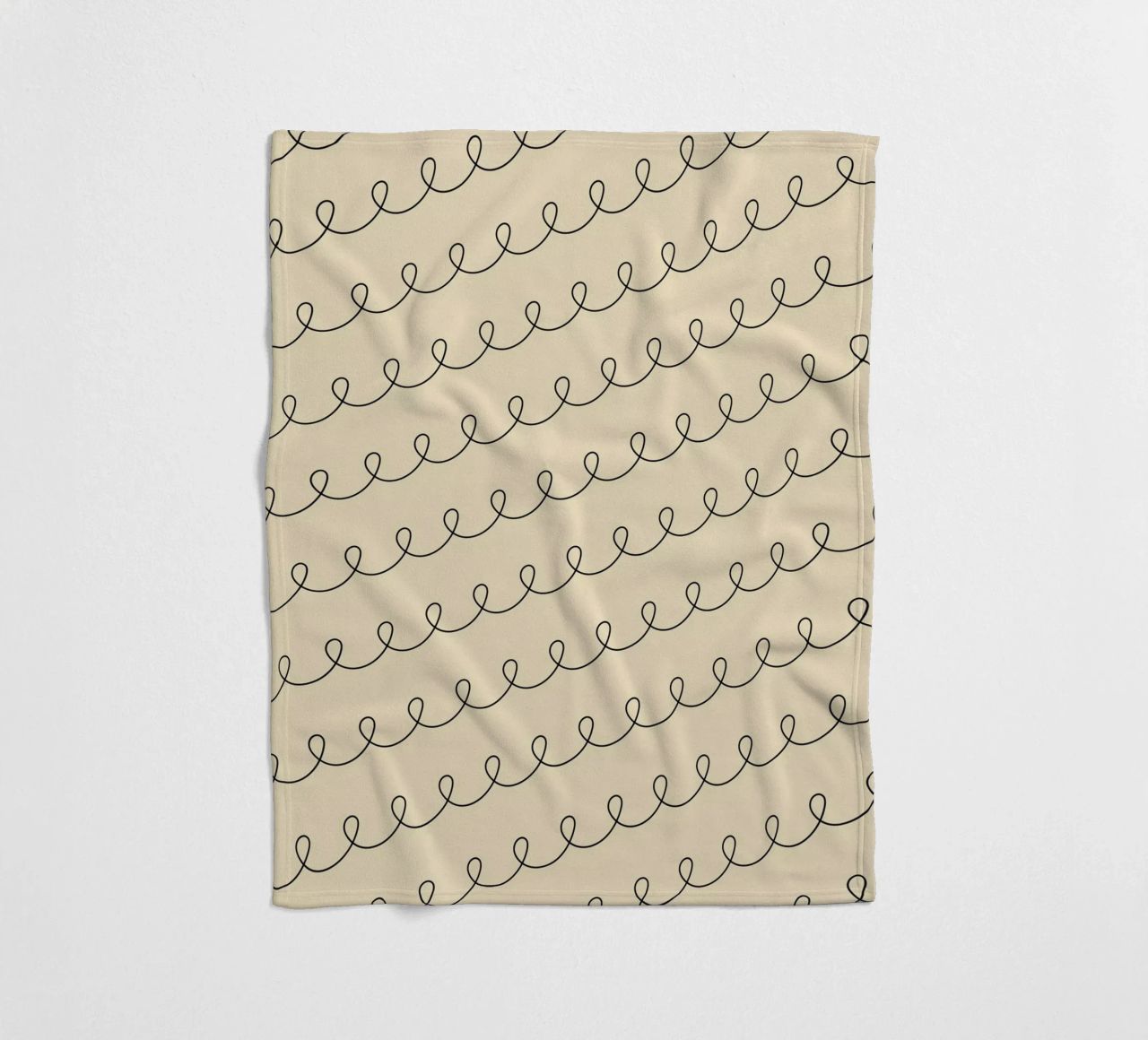 Minimal Geometric Looping Lines Zeichnung 2 | Schwarz auf Beige Fleecedecke von Beauty in Simplicity